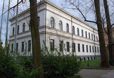 Biblioteka Derviš Sušić